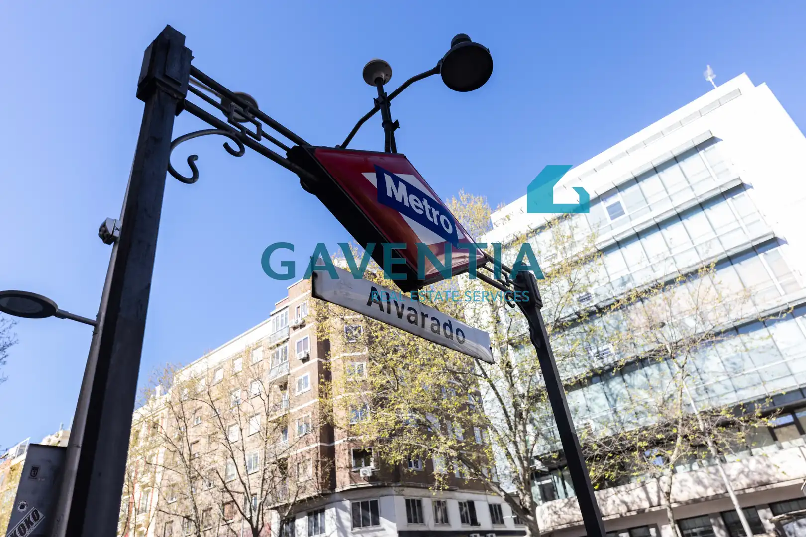 Vista exterior de Piso en venta en Madrid con Aire acondicionado y Amueblado