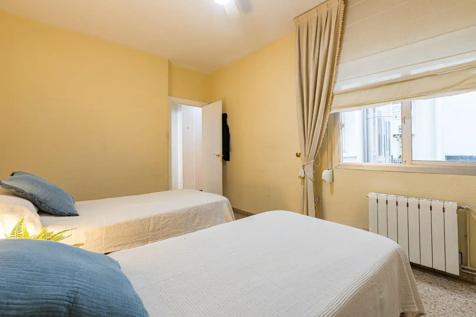 Habitación de Piso en venta en Murcia con Parquet