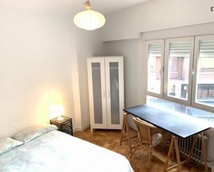 Bedroom of Apartment to share in  Madrid Capital  with Balcony