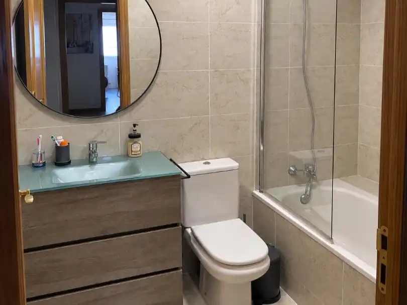 Baño de Piso en venta en Utebo con Aire acondicionado, Calefacción y Trastero