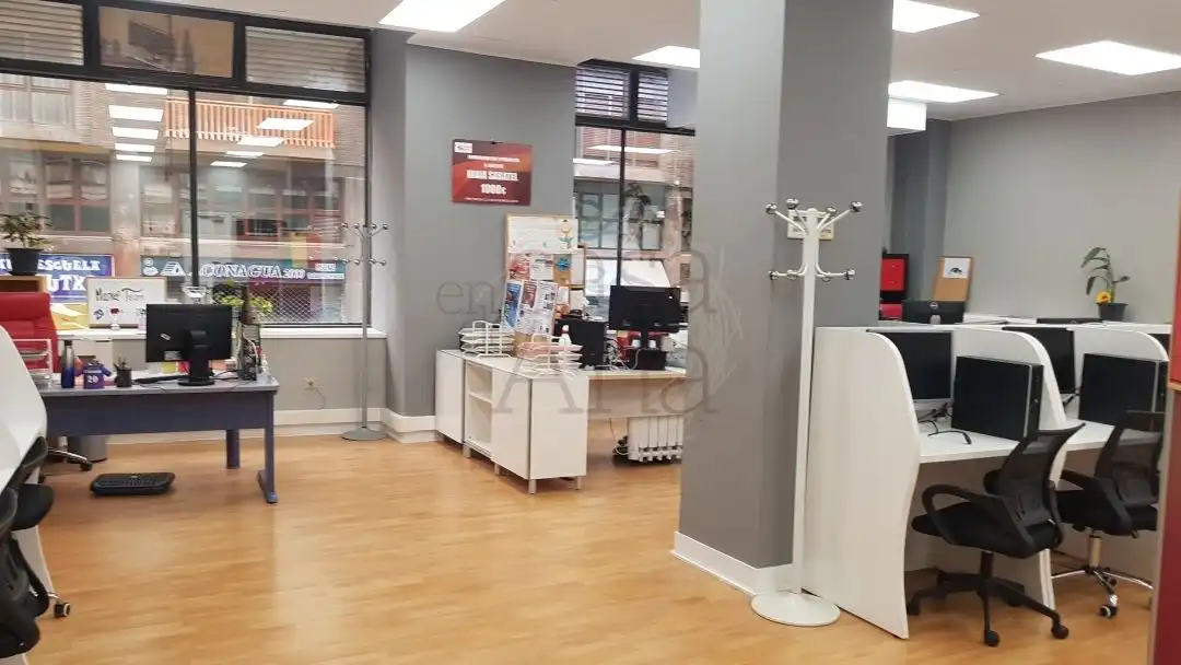 Bureau avec ascenseur à louer à Ibarrekolanda Kalea, imagen 4