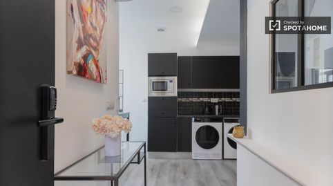 Foto 4 de Piso de alquiler en En Corts - Doctor Waksman, Valencia Capital