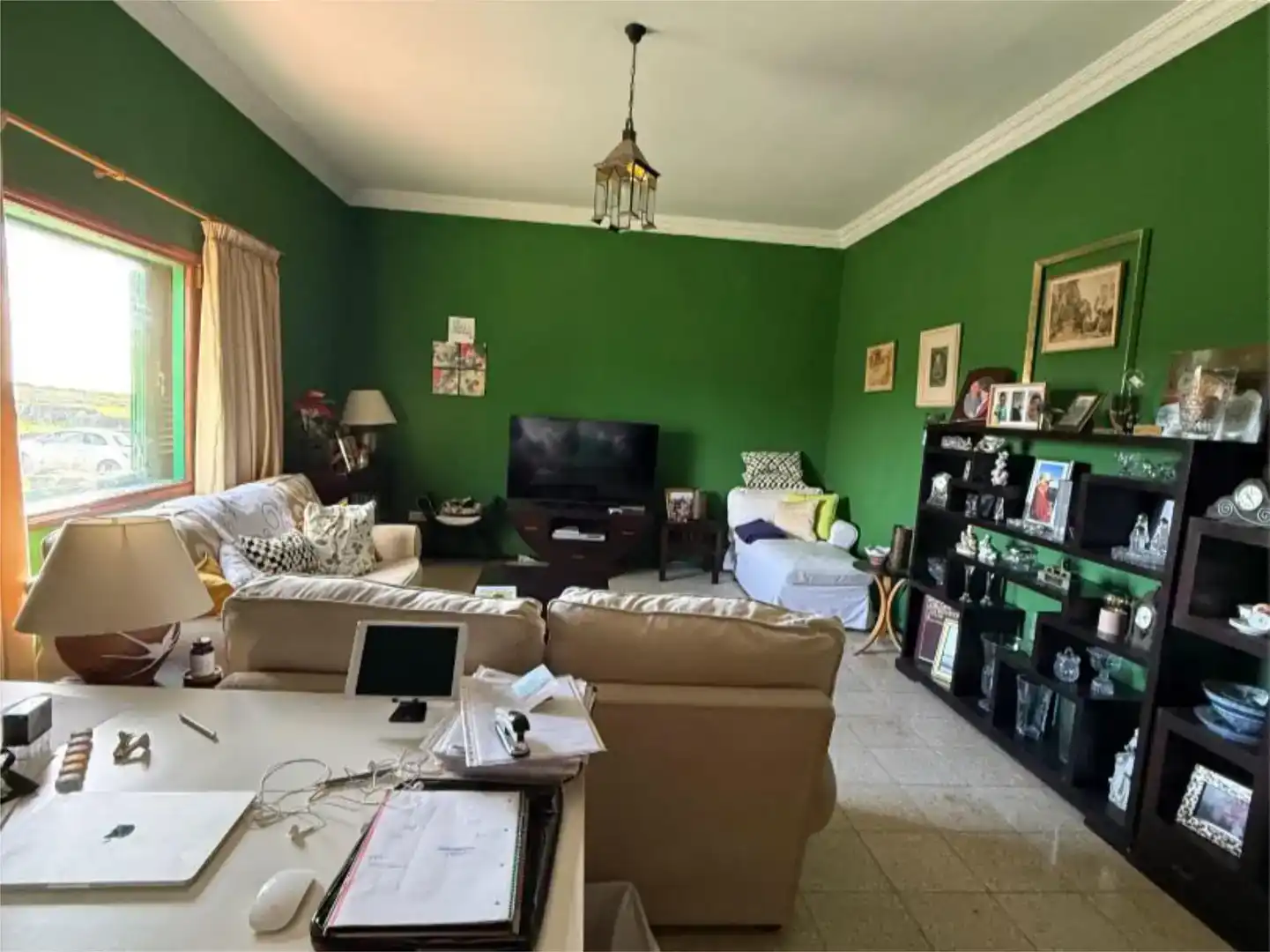 Sala d'estar de Finca rústica en venda en Tías amb Piscina i Balcó