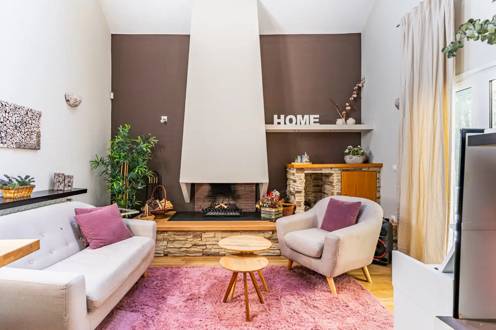 Sala d'estar de Casa o xalet en venda en Las Rozas de Madrid amb Aire condicionat, Calefacció i Jardí privat