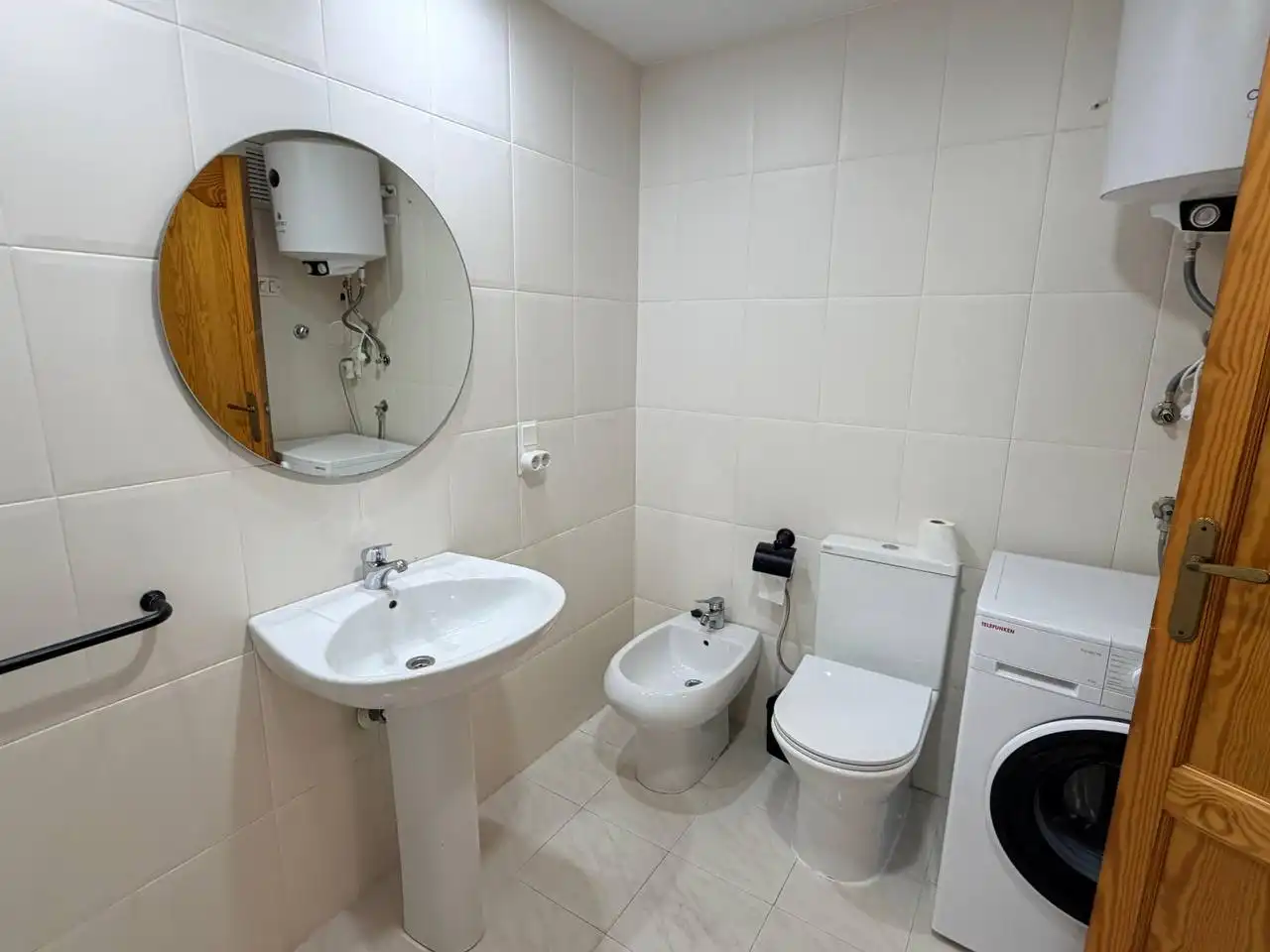 Baño de Piso en venta en Gandia con Aire acondicionado, Trastero y Amueblado