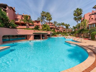 Apartament amb piscina en venda a Benamara - Atalaya