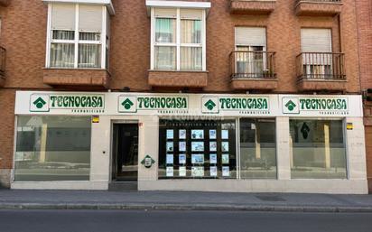 Exterior view of Flat for sale in  Madrid Capital