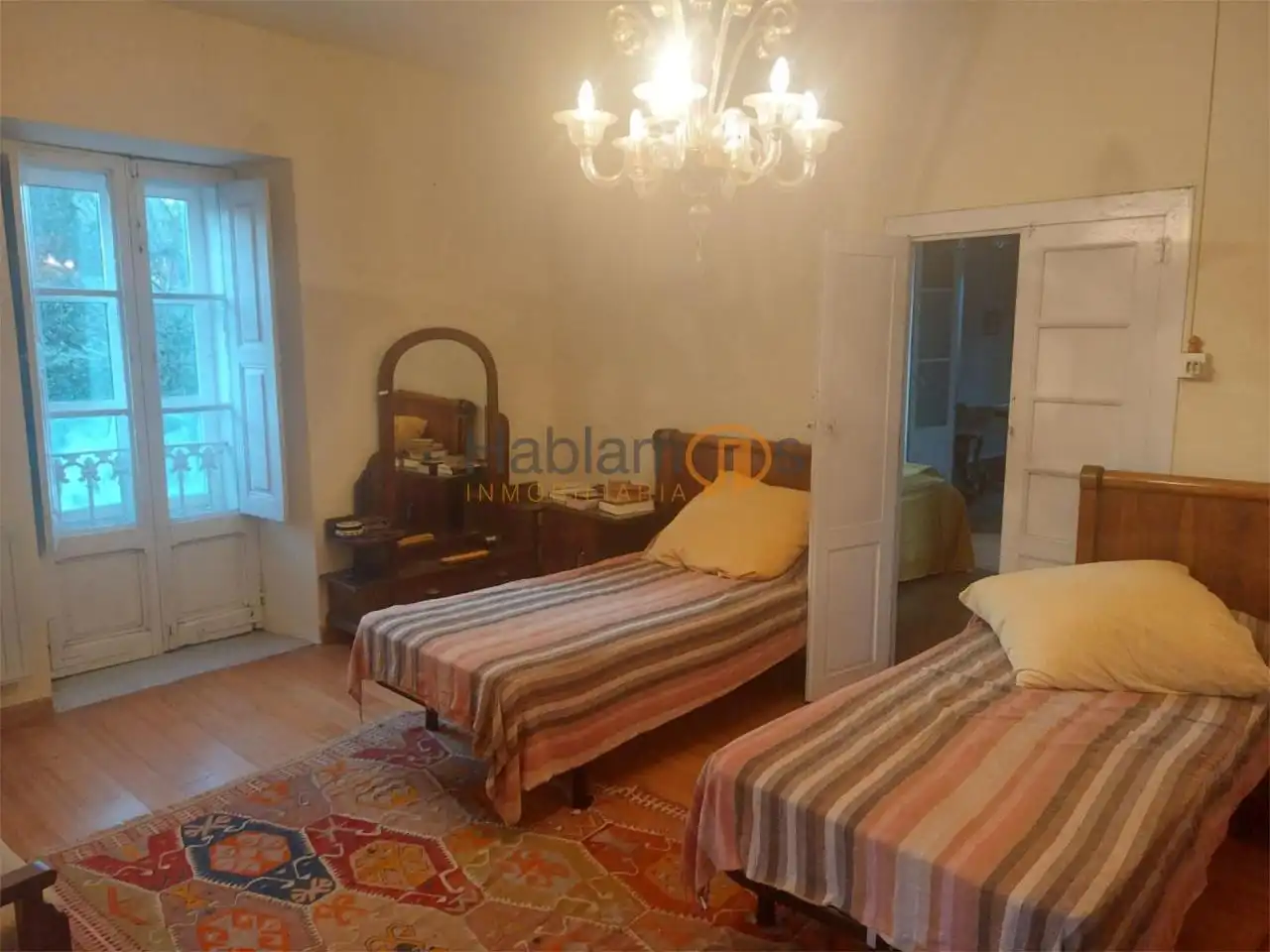 Habitación de Casa o chalet en venta en Vilagarcía de Arousa con Calefacción, Jardín privado y Trastero