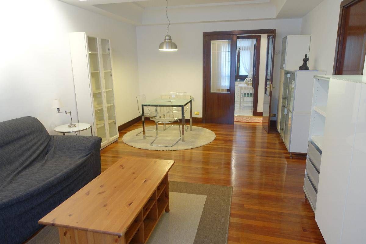 Flat to rent in Alhóndiga, Indautxu