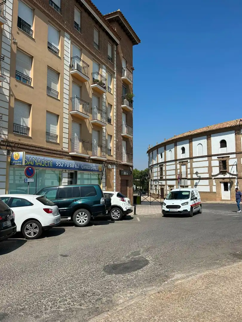 Local comercial en venda a Centro, imagen 3
