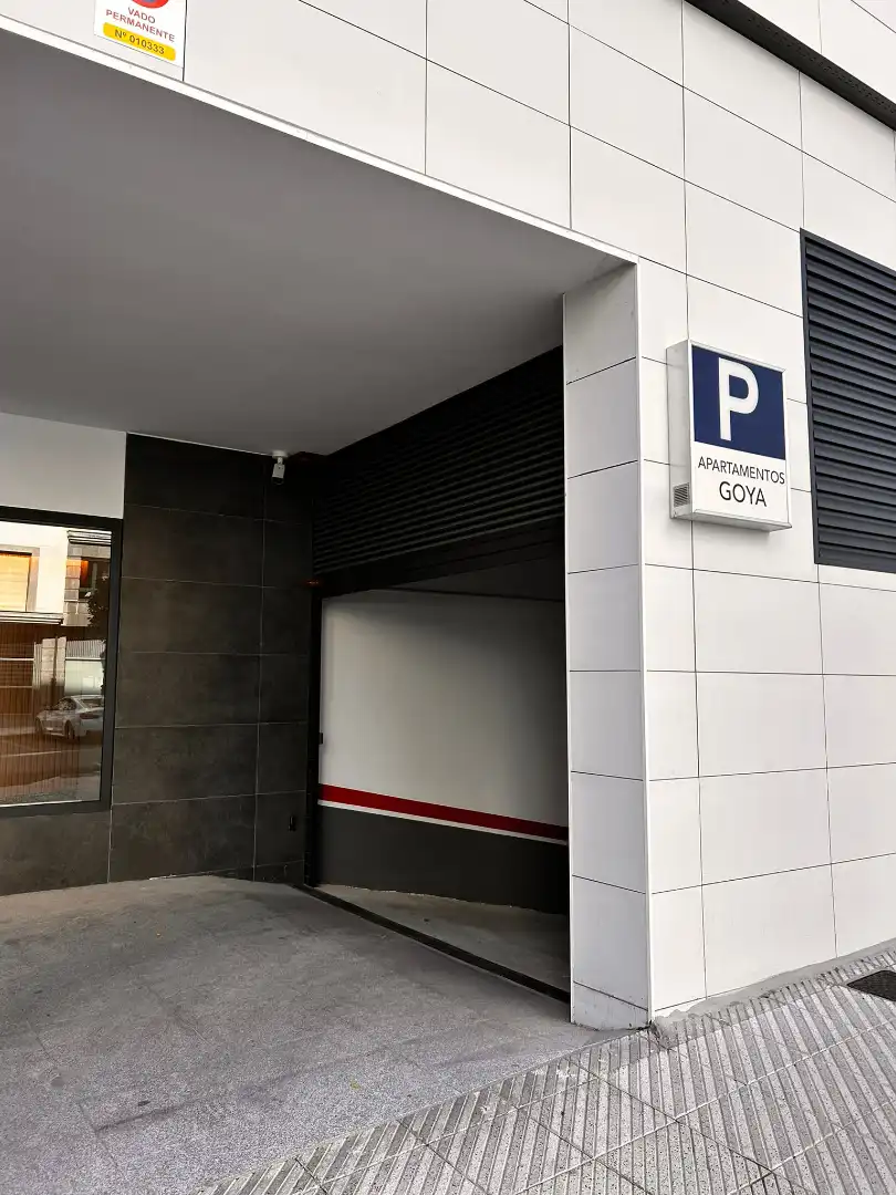 Garage zur Miete in Ería - Masip