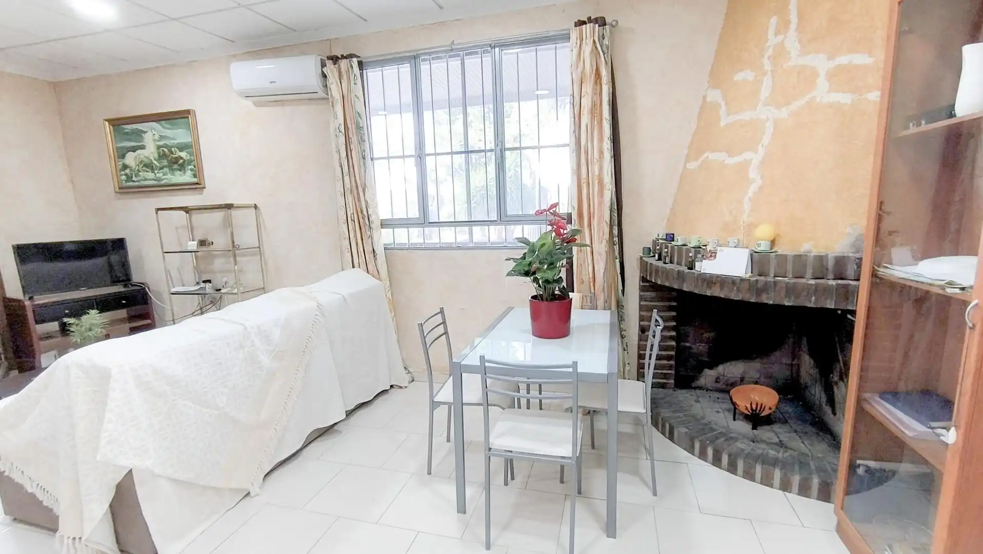 Habitación de Finca rústica en venta en Murcia con Aire acondicionado, Calefacción y Piscina