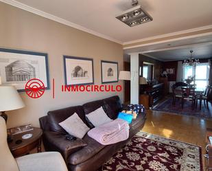 Living room of Flat for sale in Burgos Capital  with Heating, Terrace and Storage room