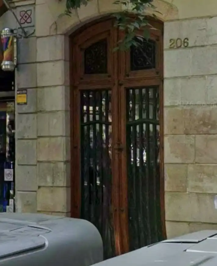 Local comercial en venda a Carrer de la Diputació 206, imagen 3