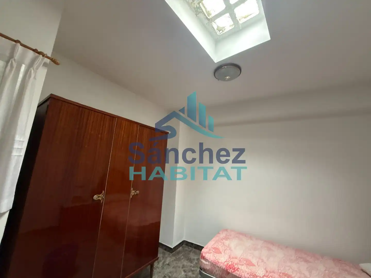 Habitación de Finca rústica en venta en Aras de los Olmos con Terraza
