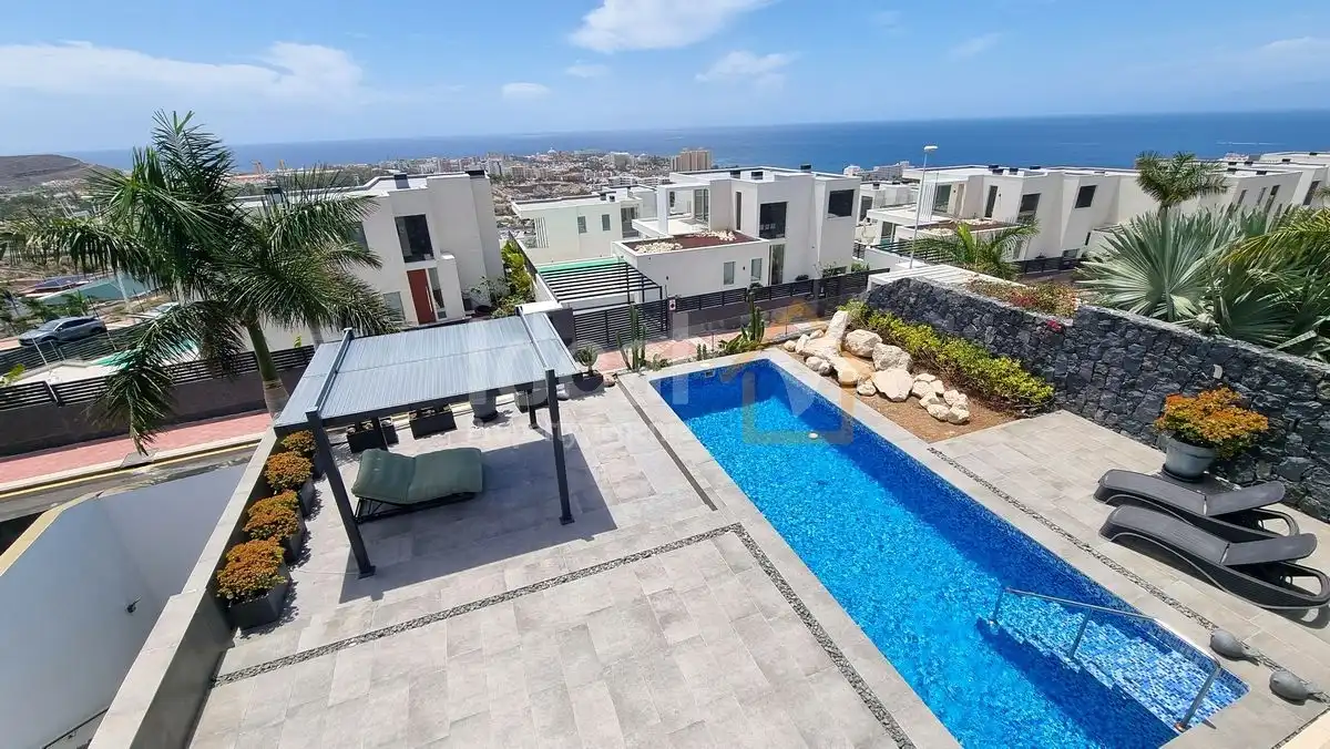 Detached house with pool for sale in Costa Adeje, imagen 21