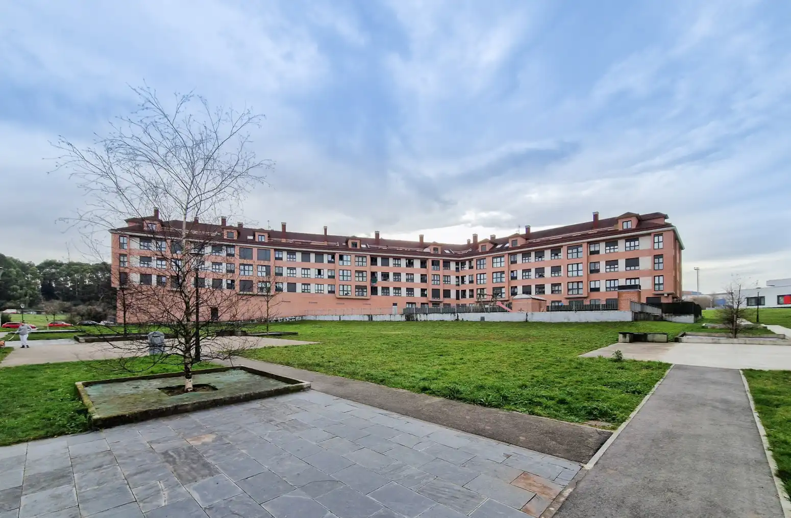 Vista exterior de Local en venta en Gijón 