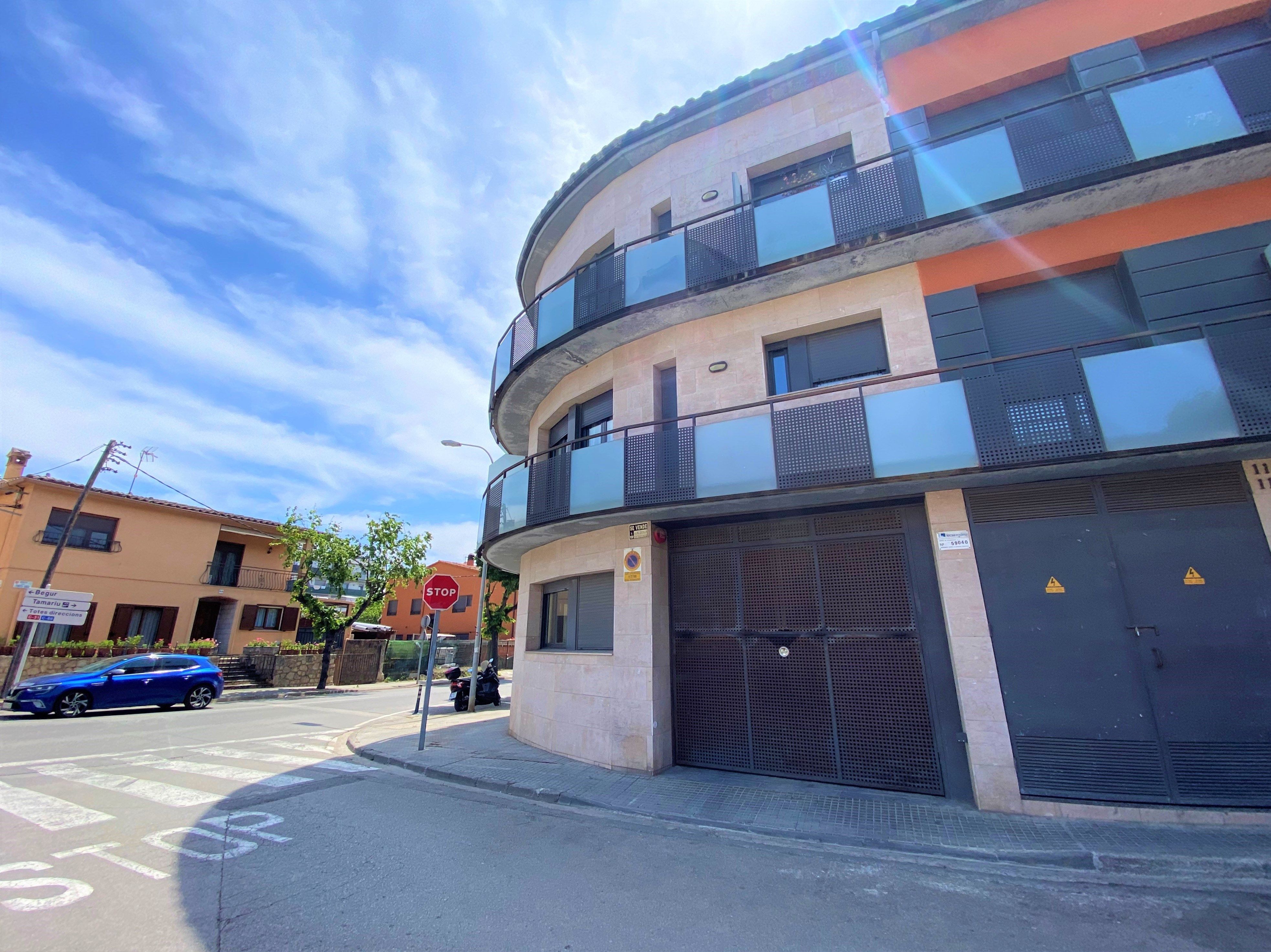 Vista exterior de Garatge en venda en Palafrugell