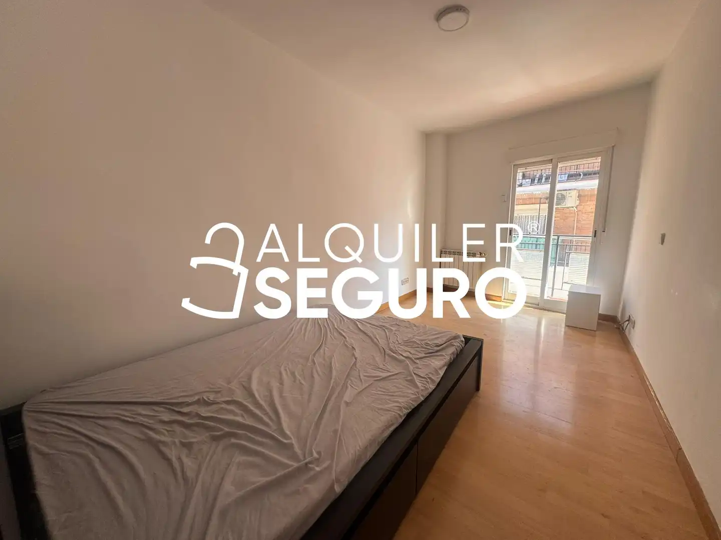 Bedroom of Flat for rent in Madrid  with Heating and Terrace