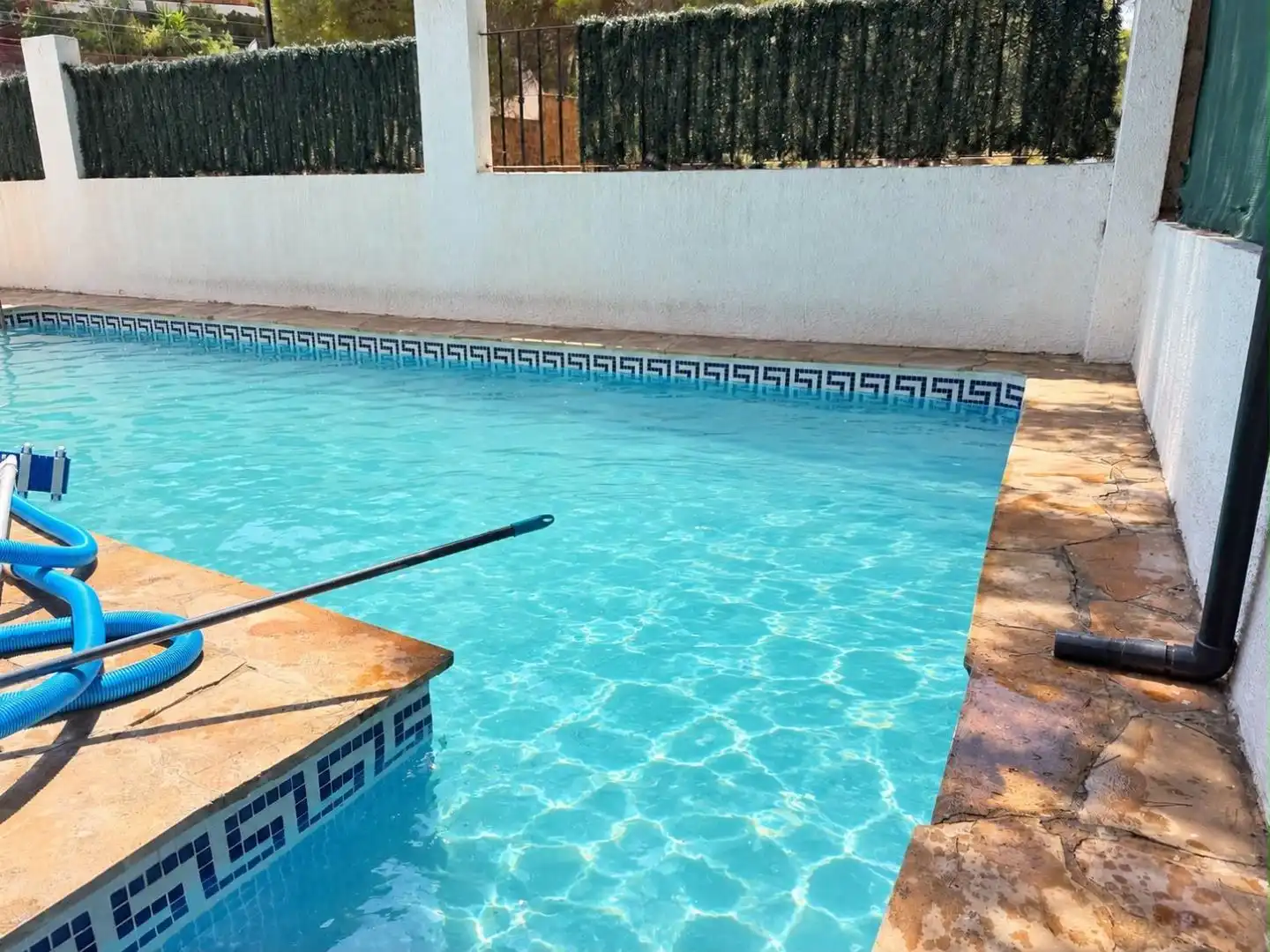 Piscina de Casa adosada en venda en Gilet amb Terrassa, Piscina i Balcó