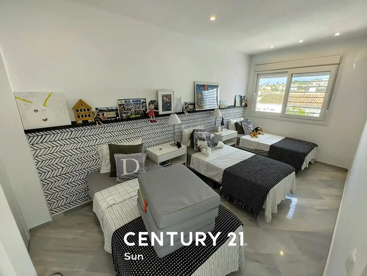 Habitación de Casa o chalet de alquiler en Estepona con Aire acondicionado, Jardín privado y Terraza