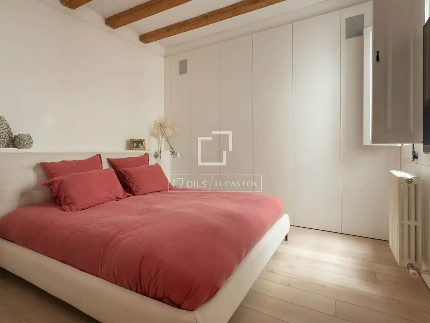 Bedroom of Flat for sale in Ciutat Vella