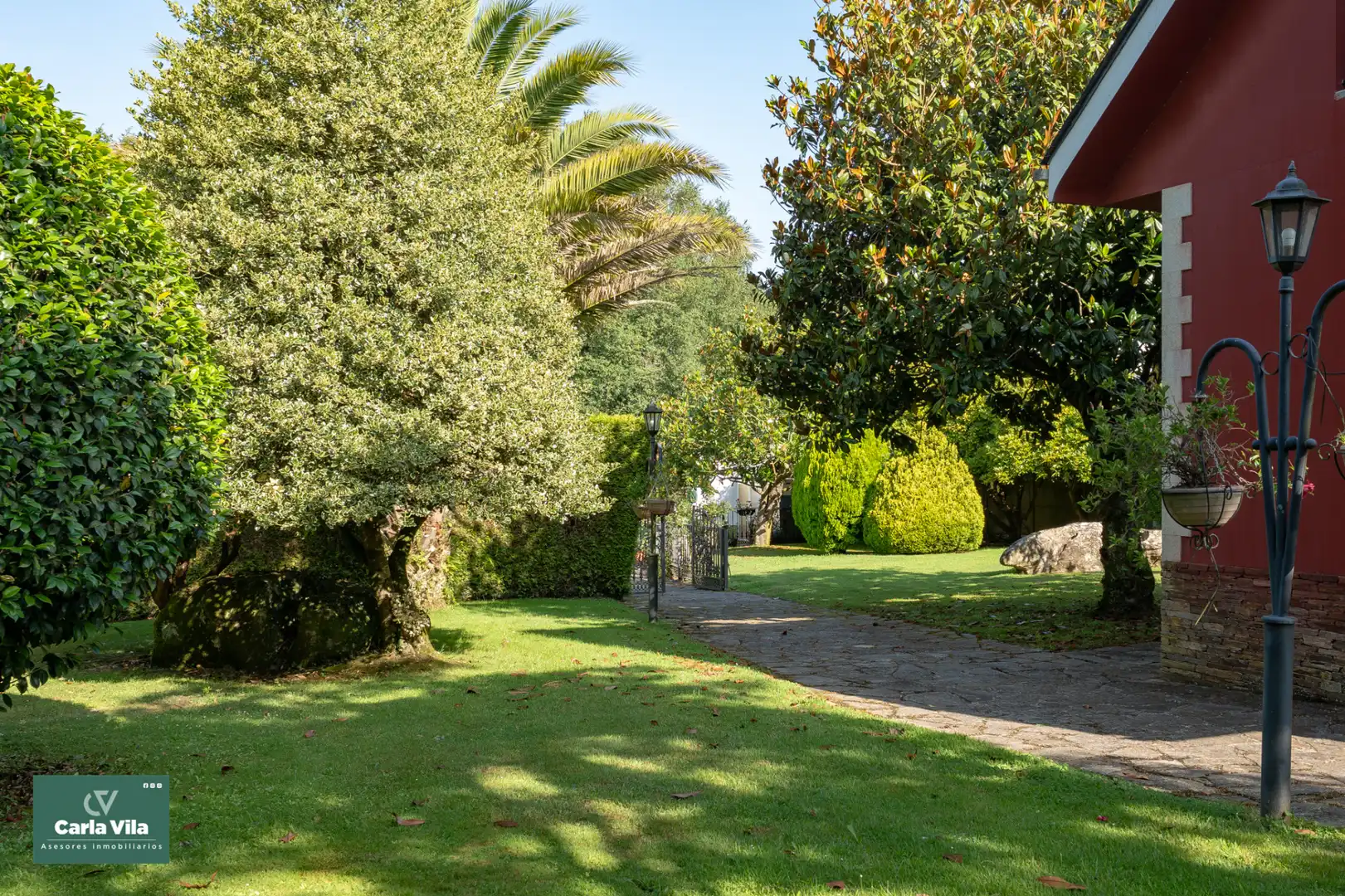 Jardí de Casa o xalet en venda en Lugo amb Calefacció, Jardí privat i Parquet