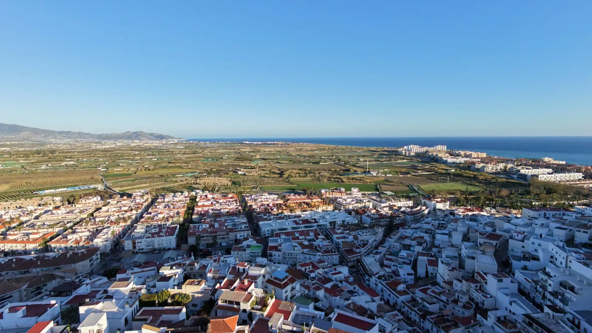 Vista exterior de Casa o chalet en venta en Salobreña con Aire acondicionado, Calefacción y Terraza