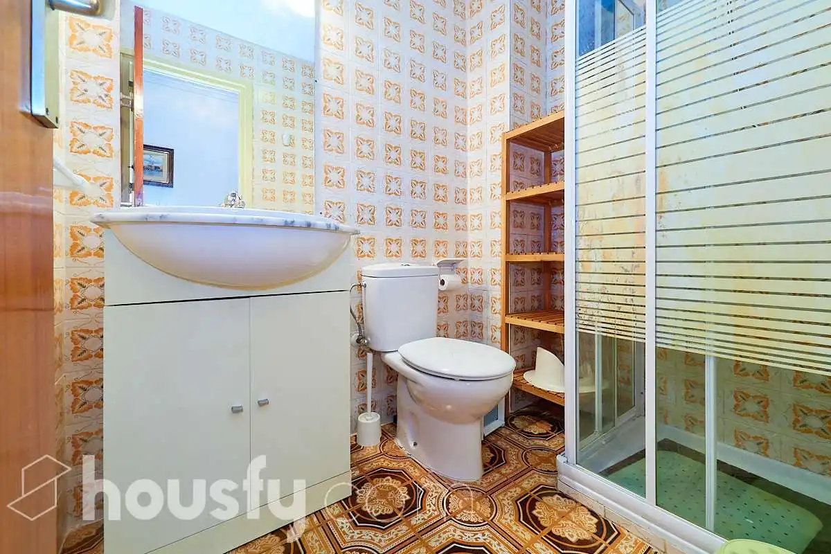 Baño de Piso en venta en San Pedro del Pinatar con Aire acondicionado, Terraza y Amueblado