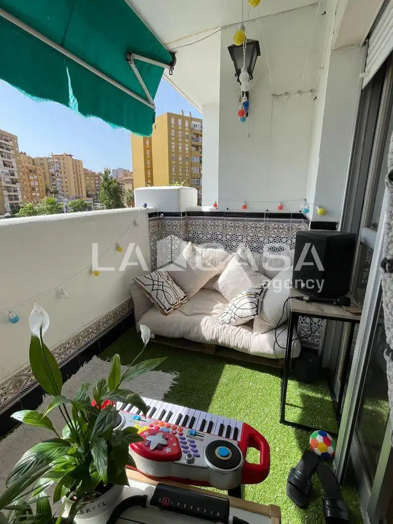 Terraza de Piso en venta en Algeciras con Terraza, Horno y Lavadora