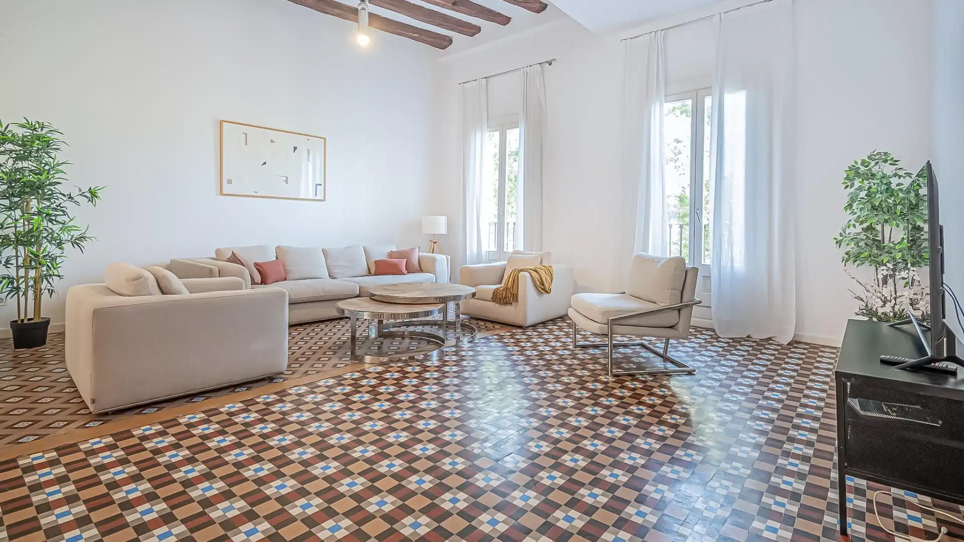 Living room of Flat for sale in  Barcelona Capital  with Air Conditioner, Furnished and Balcony