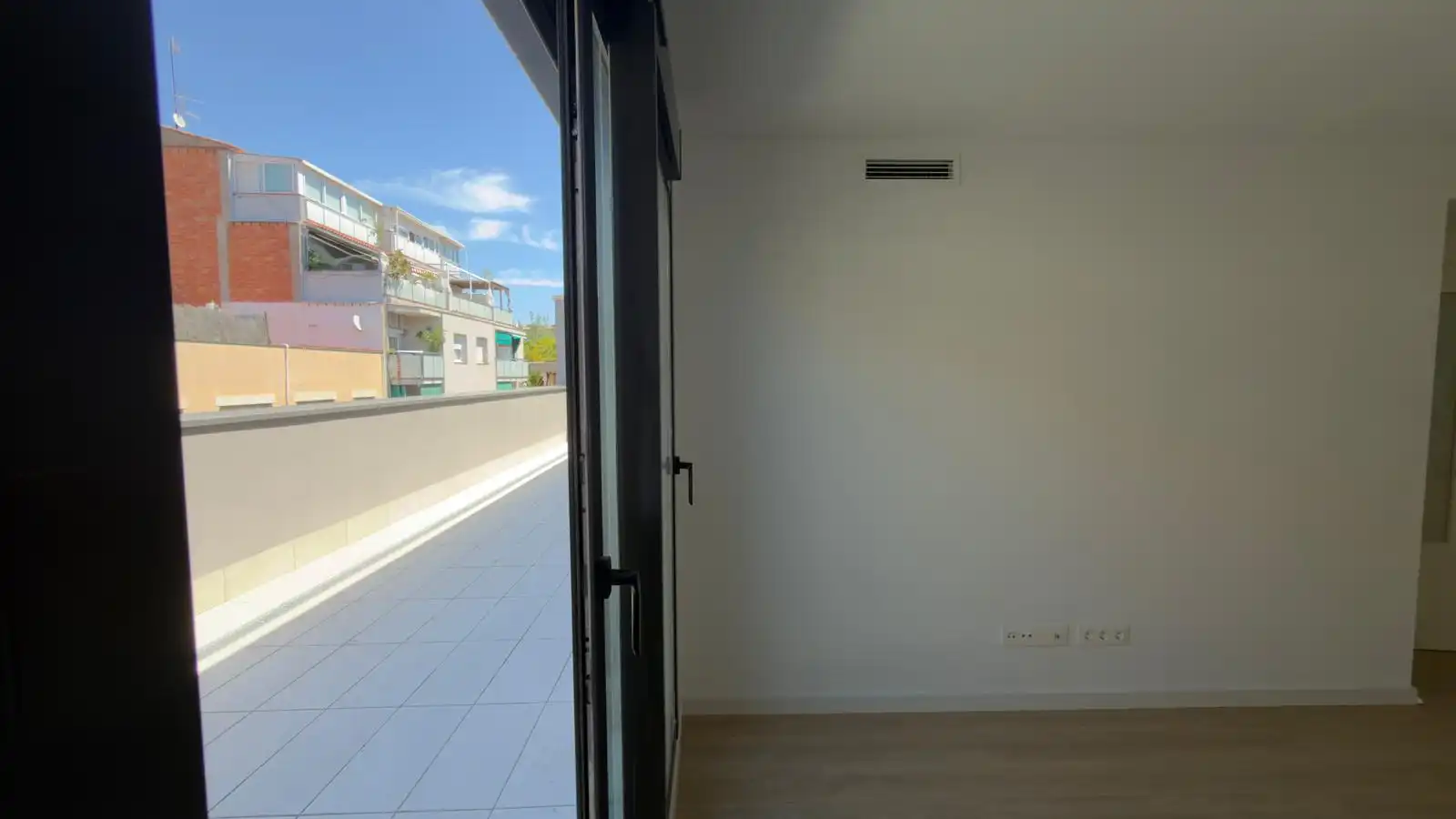 Balcony of Attic for sale in Esplugues de Llobregat  with Air Conditioner, Heating and Terrace