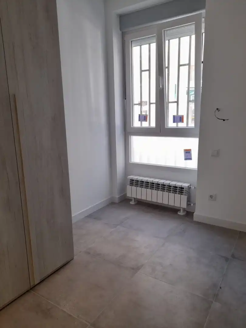 Bedroom of Flat for rent in Madrid  with Heating