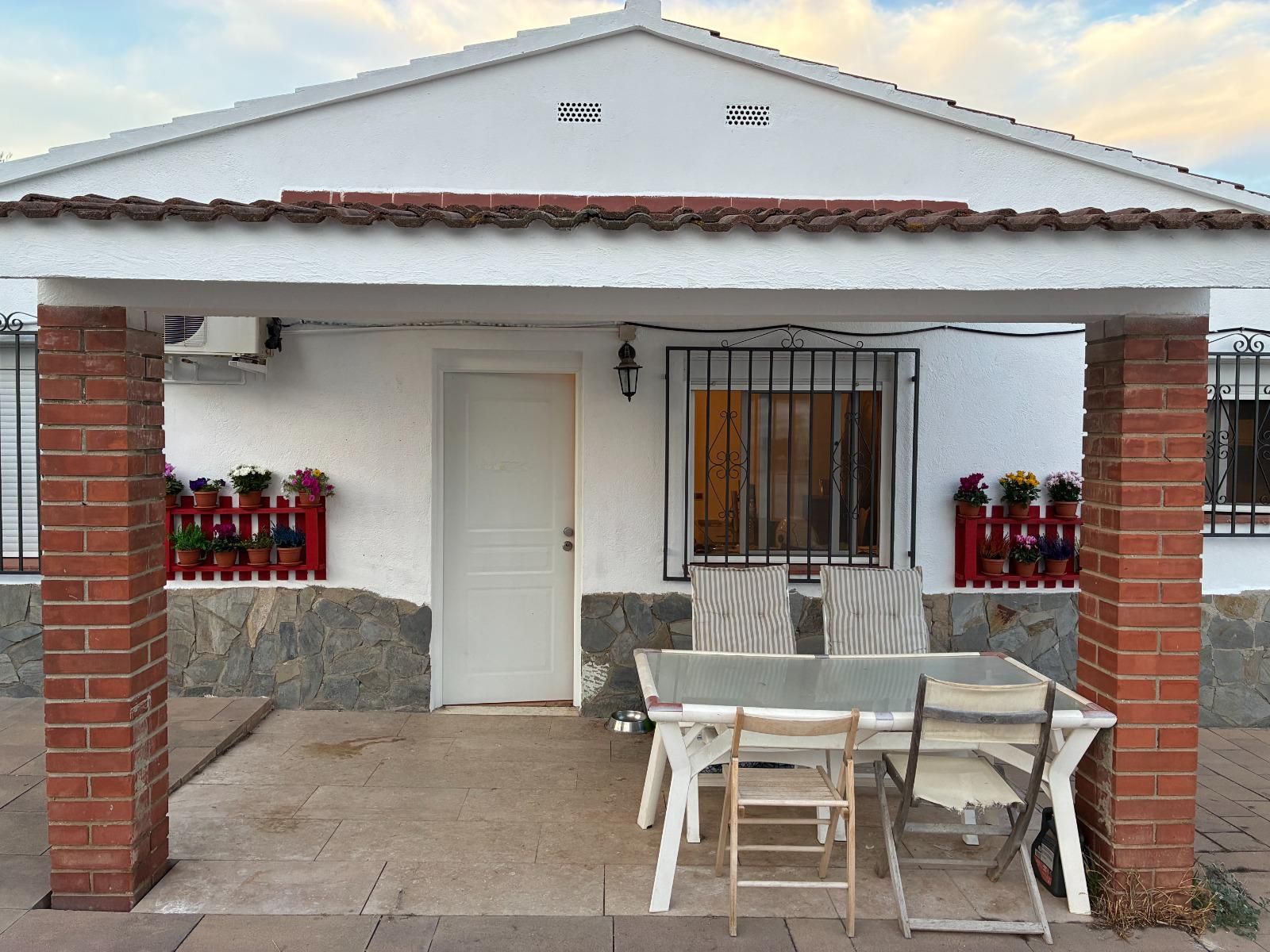 Jardí de Casa o xalet en venda en Vilanova i la Geltrú amb Jardí privat i Piscina