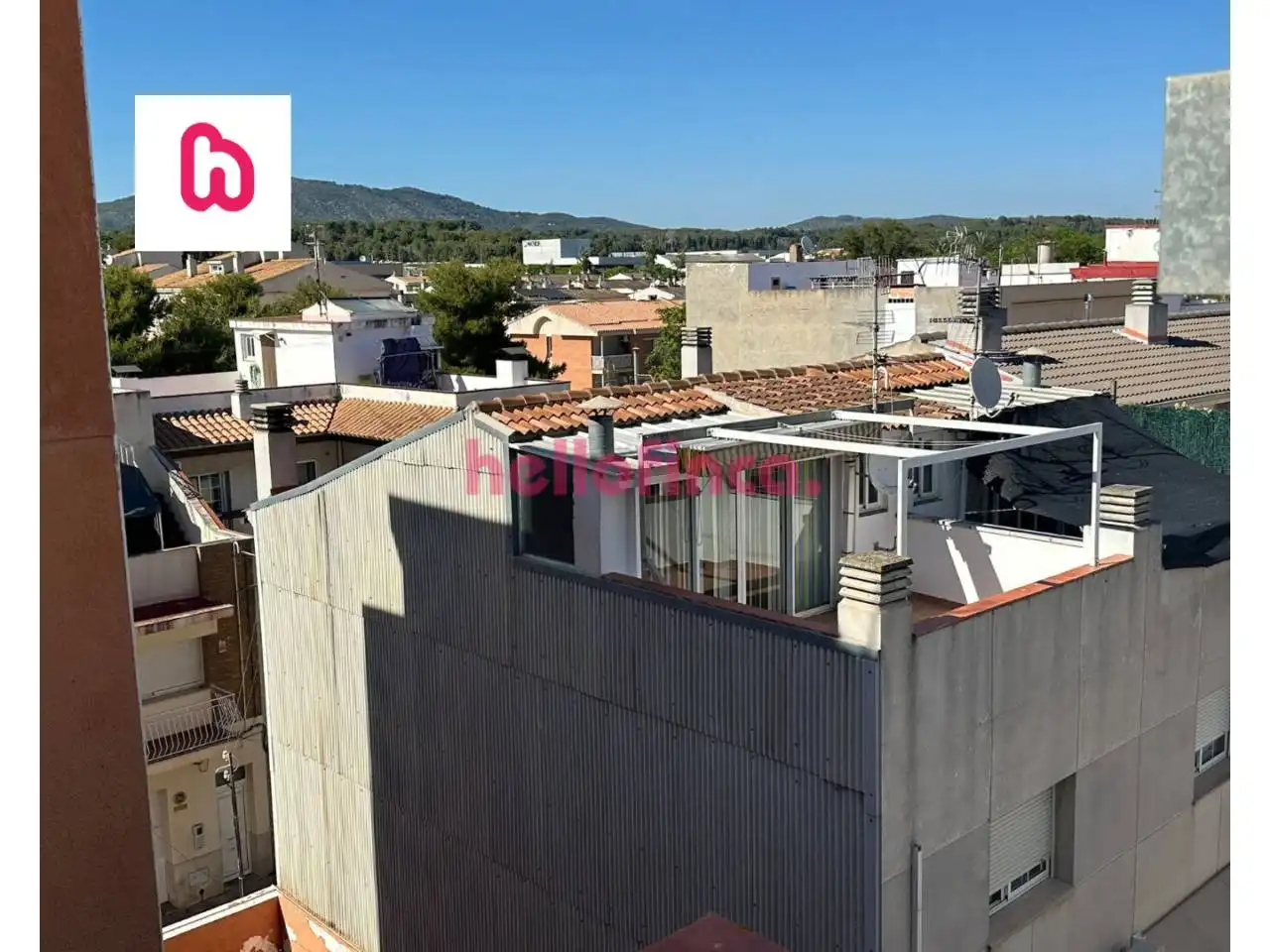Vista exterior de Piso en venta en Sant Pere de Ribes con Aire acondicionado, Terraza y Trastero