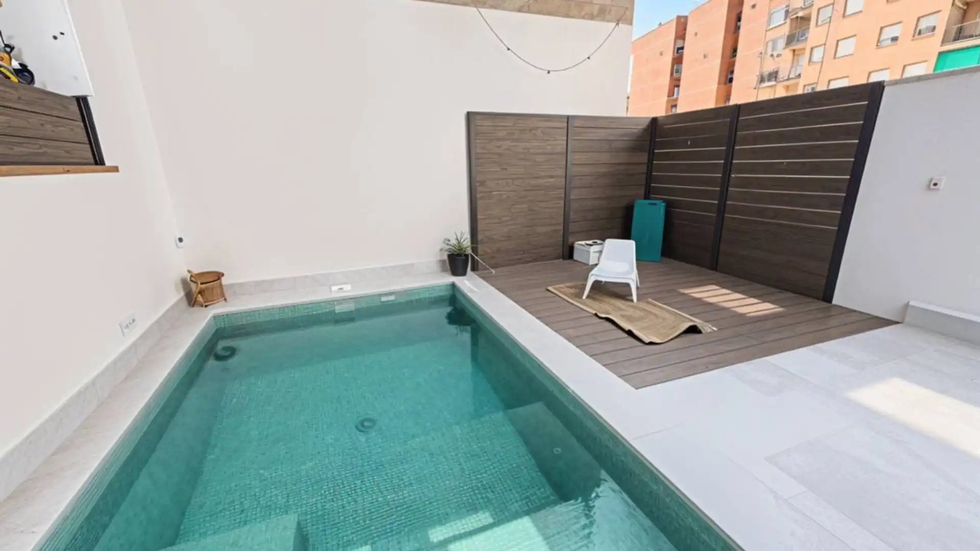 Piscina de Casa o xalet en venda en Sabadell amb Aire condicionat, Calefacció i Jardí privat