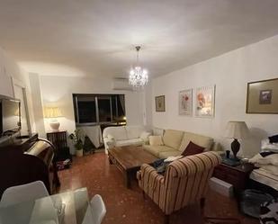 Living room of Flat to rent in  Granada Capital  with Heating and Terrace