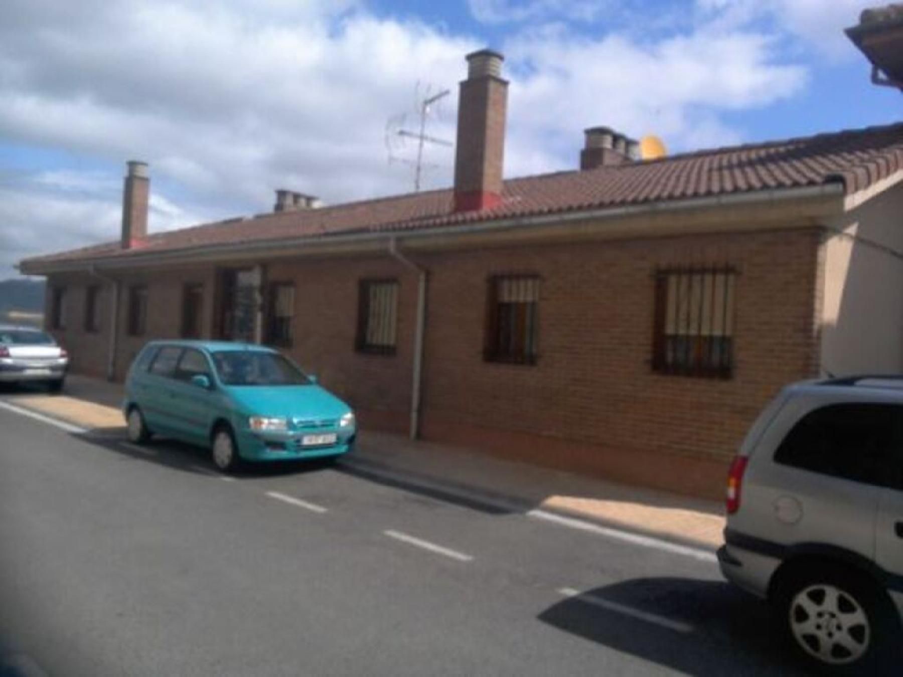 Vista exterior de Pis en venda en Haro