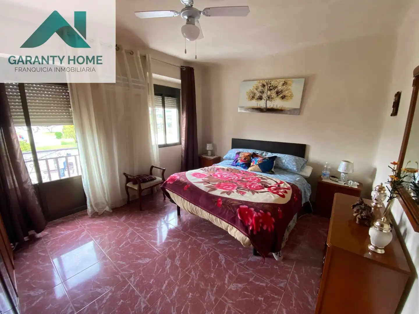 House with terrace for sale in Martos
