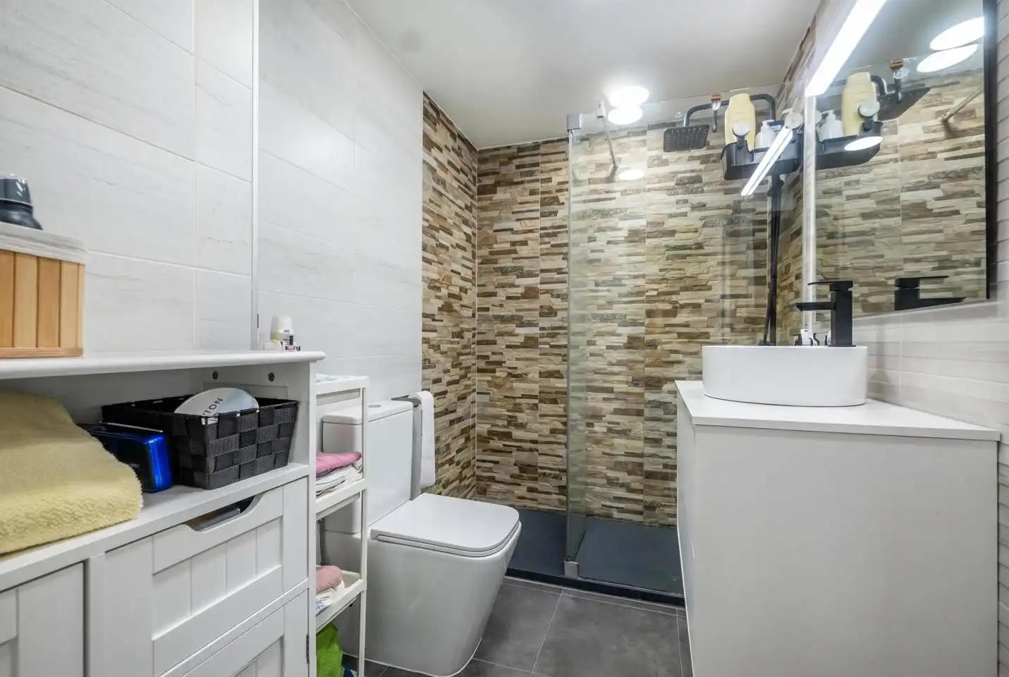 Baño de Piso en venta en Ávila con Calefacción y Trastero