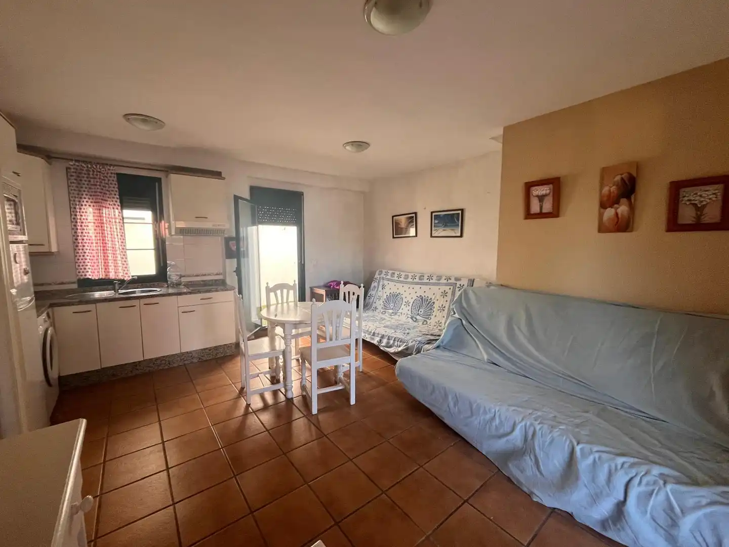 Sala de estar de Apartamento en venta en Islantilla con Jardín privado, Piscina y Amueblado
