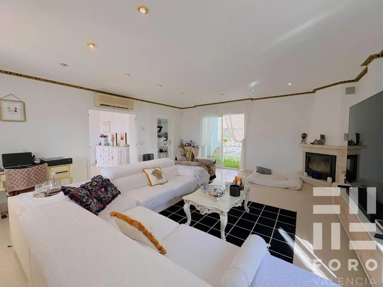 Sala de estar de Casa o chalet en venta en L'Eliana con Aire acondicionado, Jardín privado y Terraza