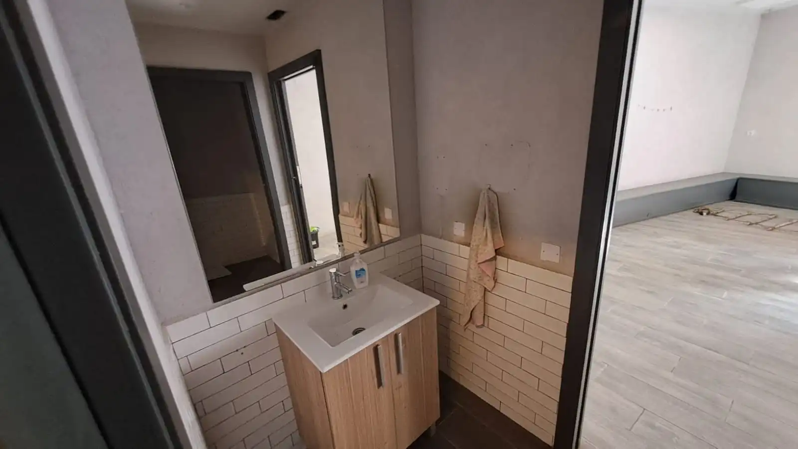 Bathroom of Houses for sale in Riudecanyes