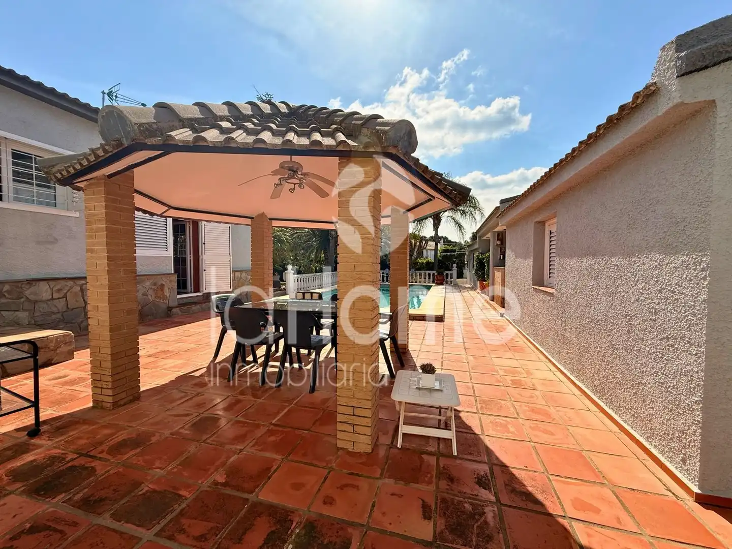 Vista exterior de Casa o chalet en venta en Paterna con Aire acondicionado, Calefacción y Jardín privado