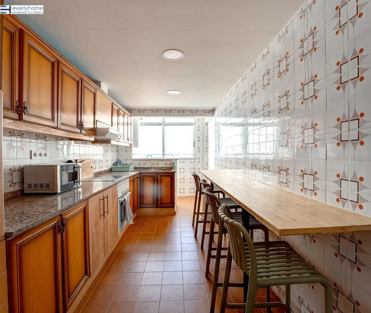 Cocina de Piso para compartir en Valencia con Terraza, Amueblado y Balcón