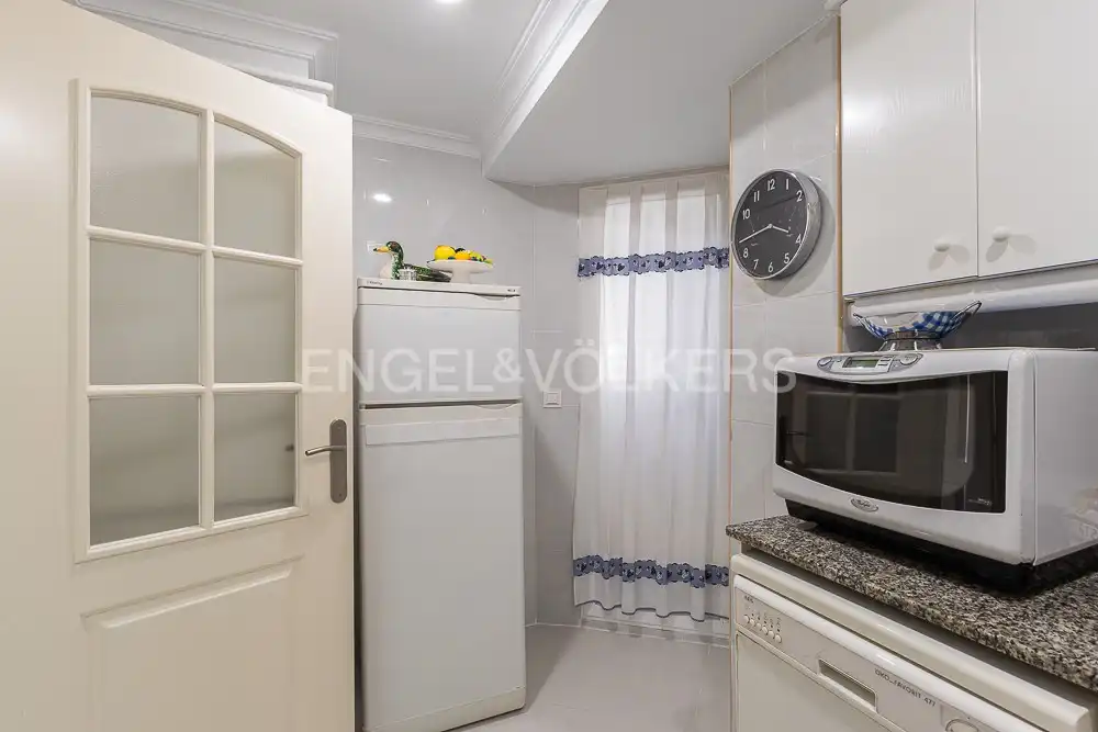 Küche von Wohnung zum Verkauf in Valencia mit Heizung, Privatgarten und Terrasse