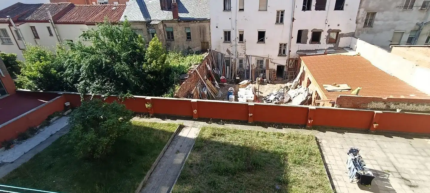 Apartamento en venta en León Capital  con Calefacción, Parquet y Terraza