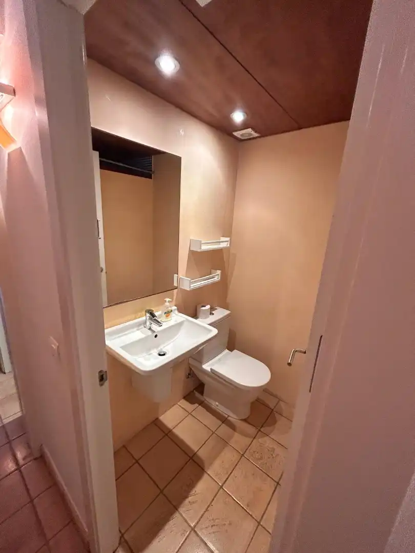Bany de Apartament de lloguer en Palafrugell amb Aire condicionat, Calefacció i Terrassa