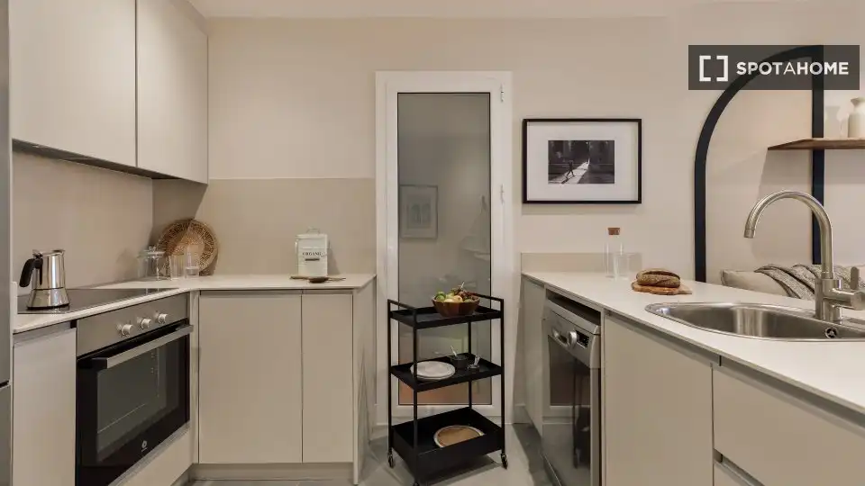 Kitchen of Flat for rent in Barcelona  with Air Conditioner, Heating and Furnished