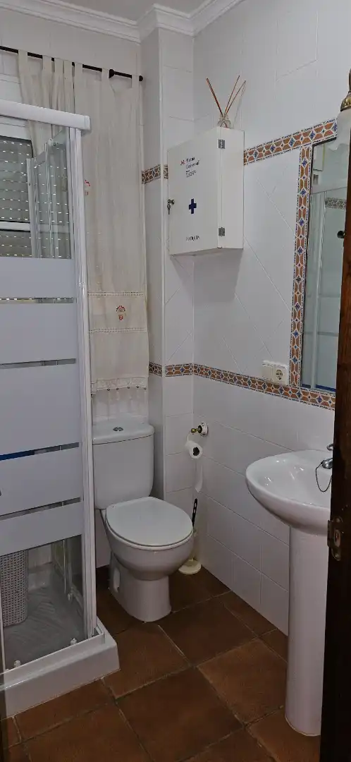 Bany de Casa o xalet en venda en Chiclana de la Frontera amb Aire condicionat, Calefacció i Jardí privat